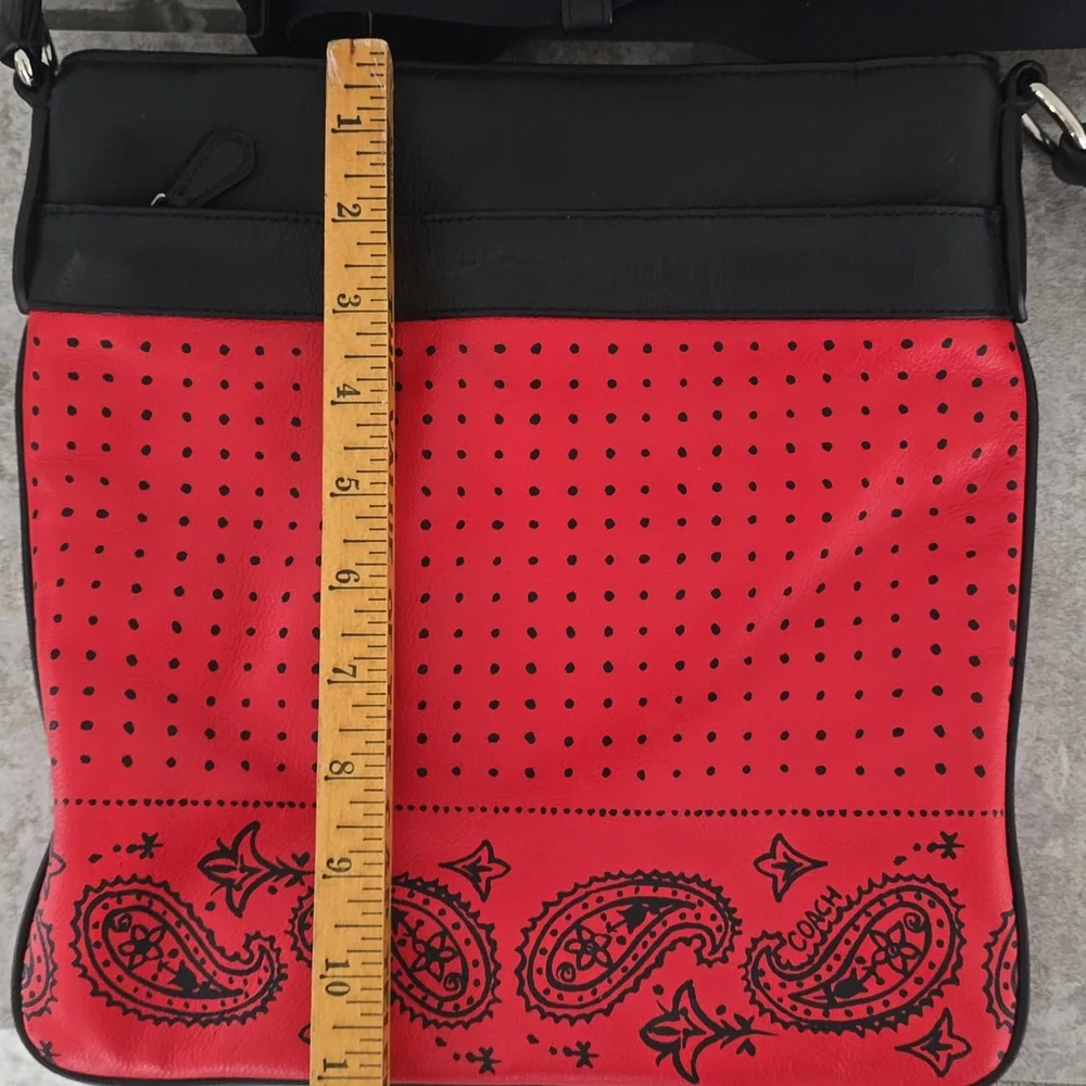 Coach 55961 Bandana Print Red/Black
